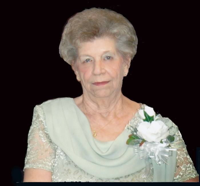 Obituary of Frances J. "Grannie Fran" Tucker