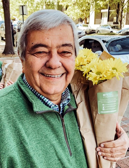 Obituary of Gus George Pappas