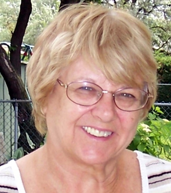 Obituary of Maureen Hunter