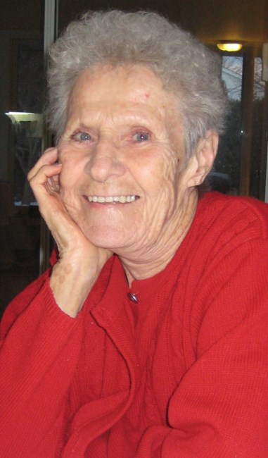 Obituary of Jean Norma Hewitson (nee Pereira)