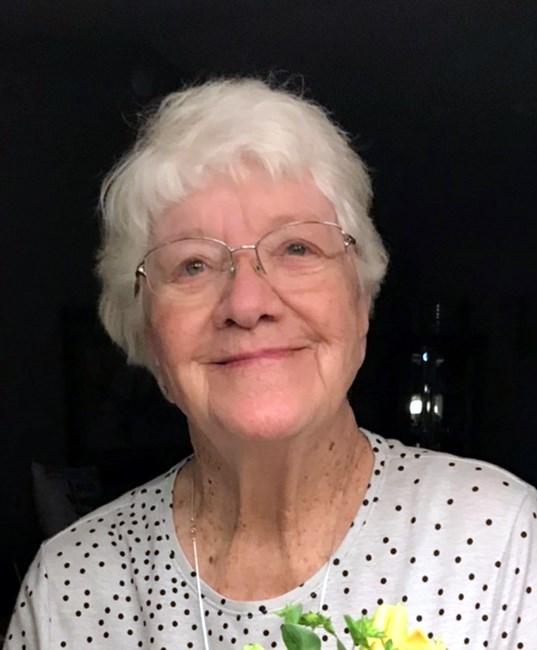 Obituario de Marjorie Ellen Adams