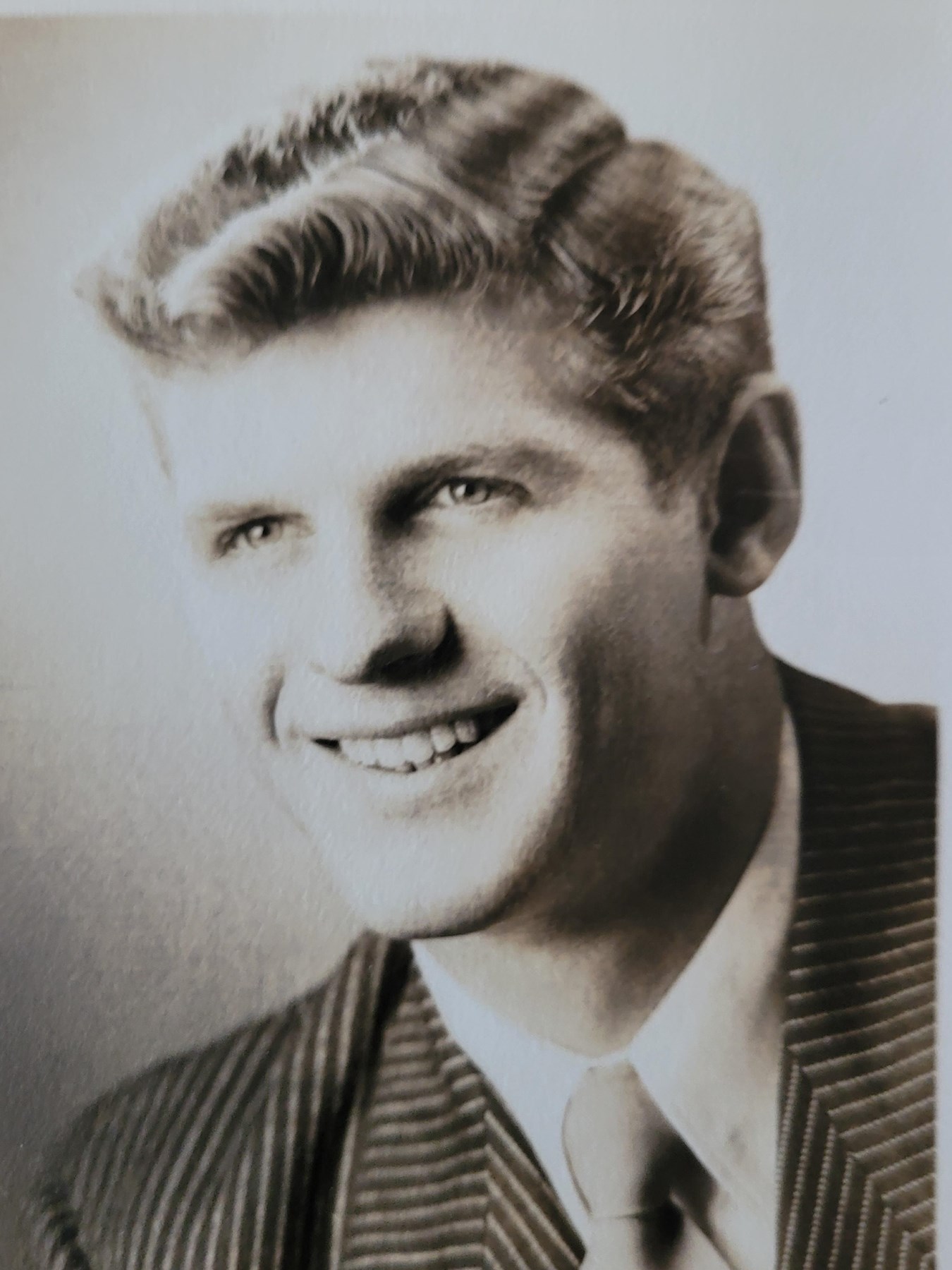 Obituary of Glenn Arthur Souers