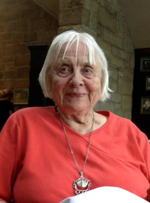 Obituary of Barbara E Rattray
