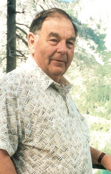 Obituary of Wallace Ervin Boleen