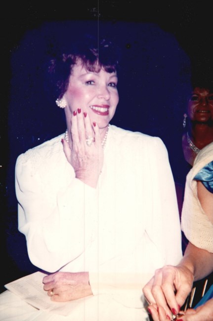 Obituary of Juanita Richards Daniels