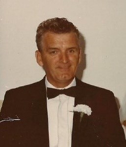 Obituary of Earl Lawrence MacLean