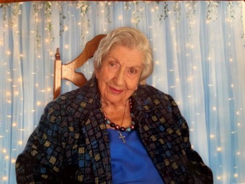 Obituary of Violet Rose Sirabian