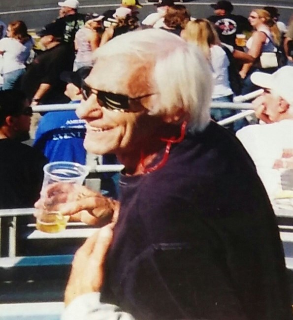 Obituary of Thomas S Klecha