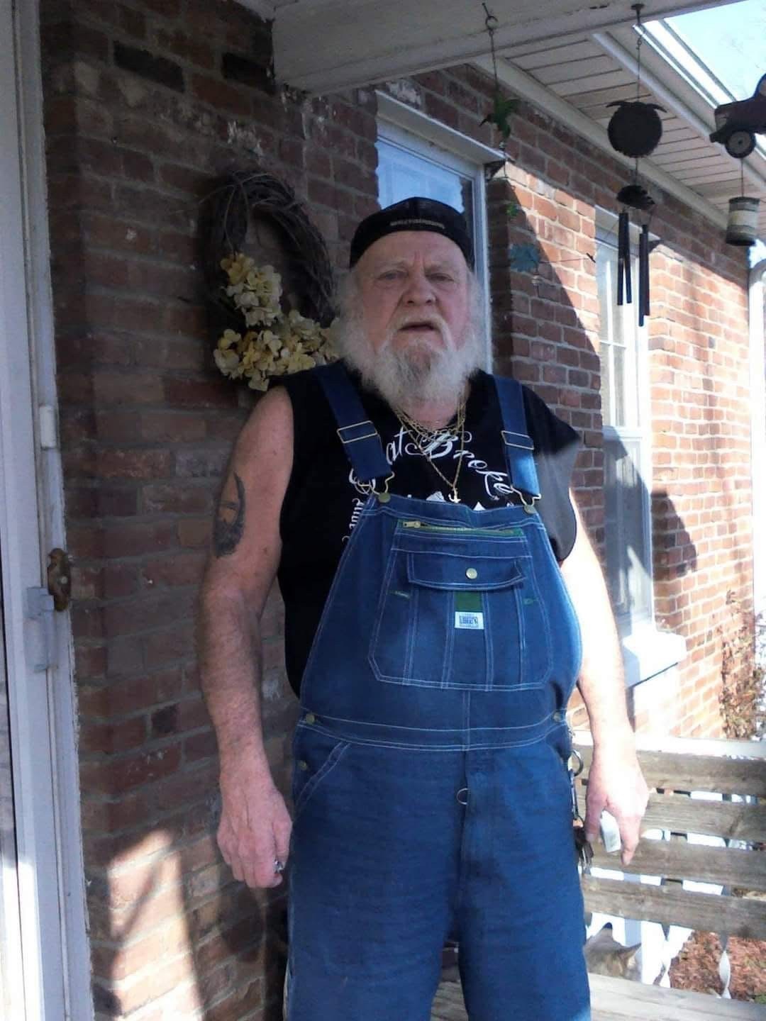 Obituario de Arvin "Julio" Edward Renfro