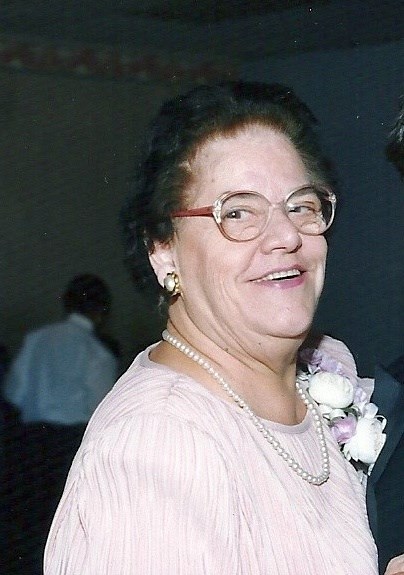 Obituary of Yvonne Theresa Fritsch