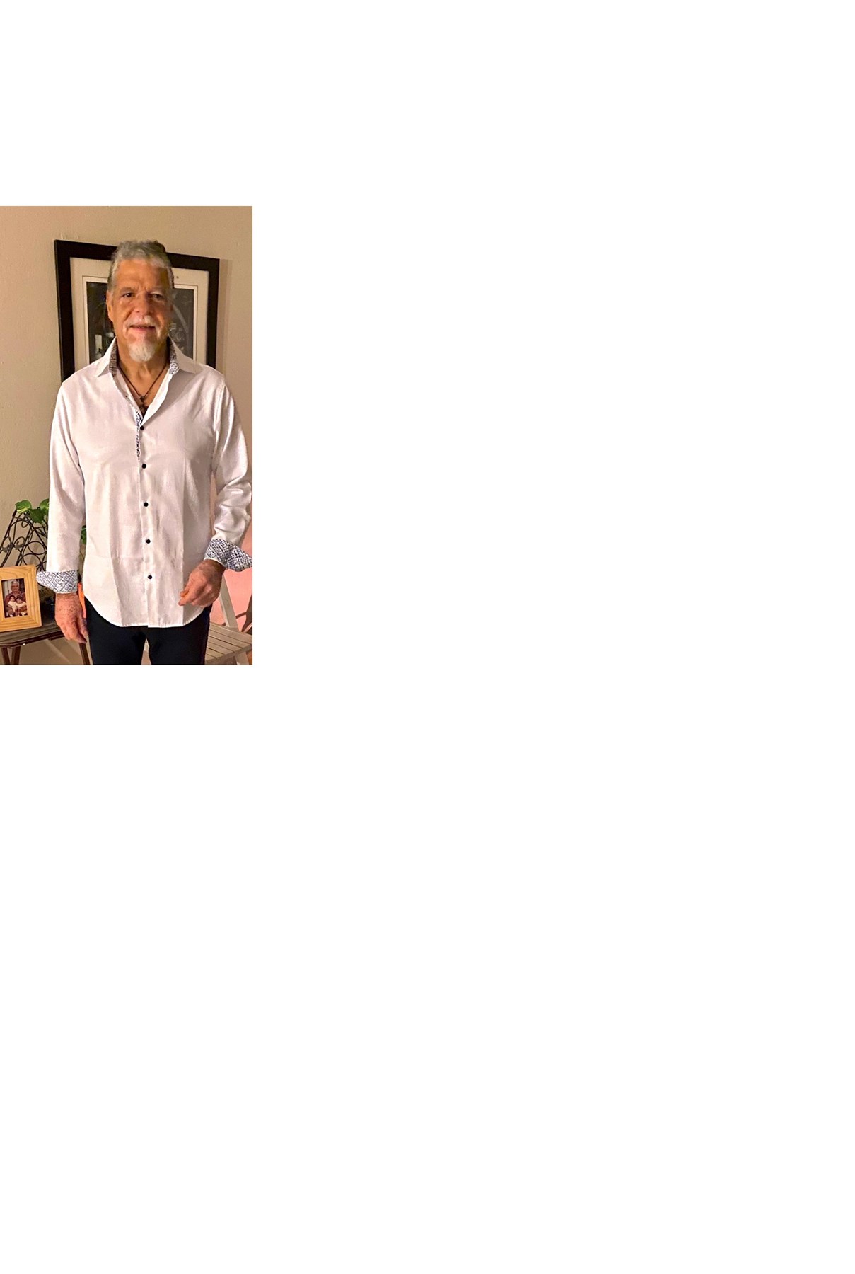 Obituario de René Javier Flores De Hostos
