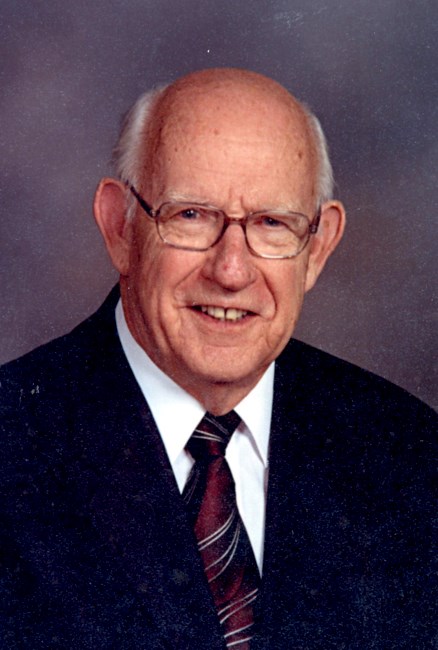 Avis de décès de James H. Brewster