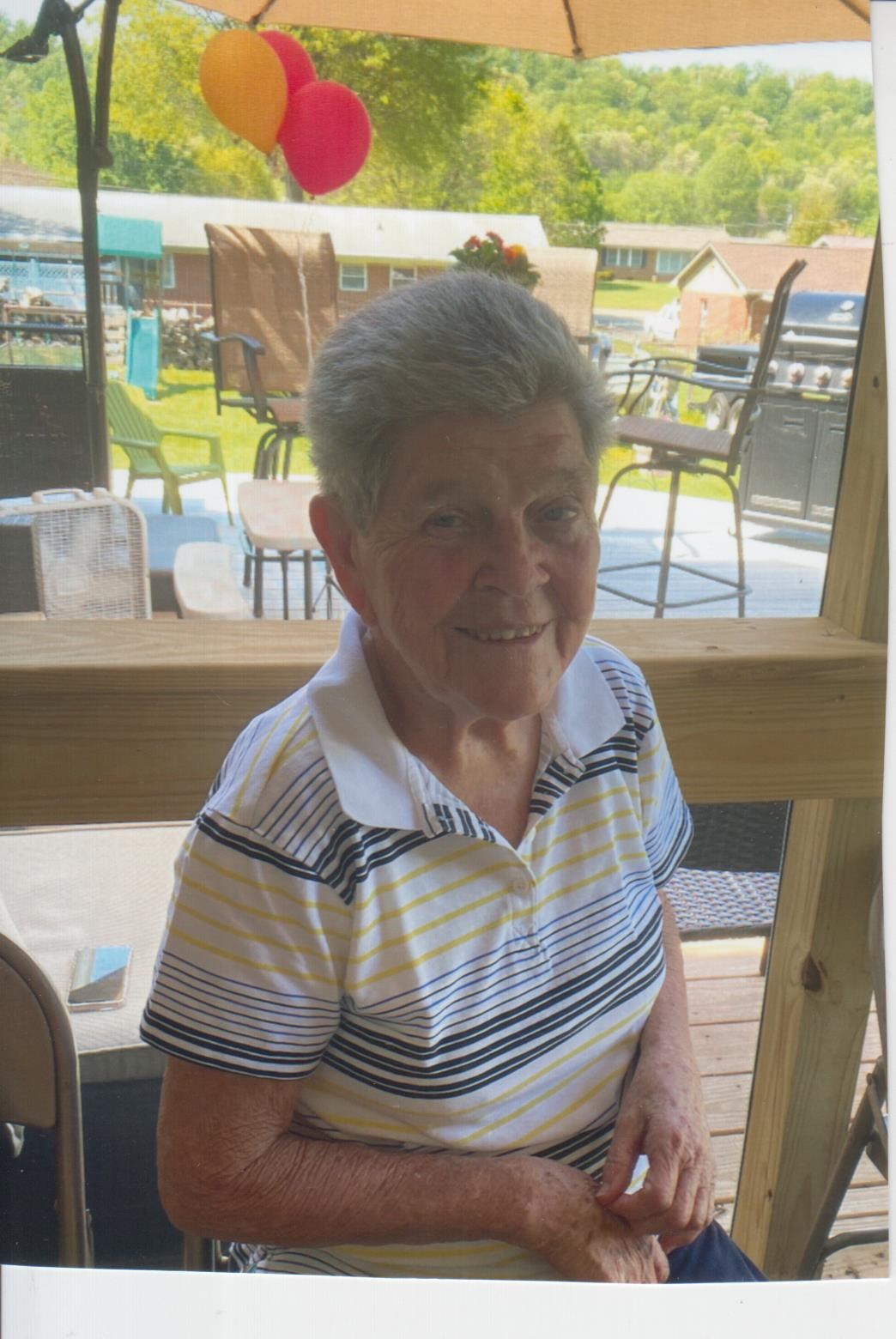 Avis de décès de Alma Lois Russell