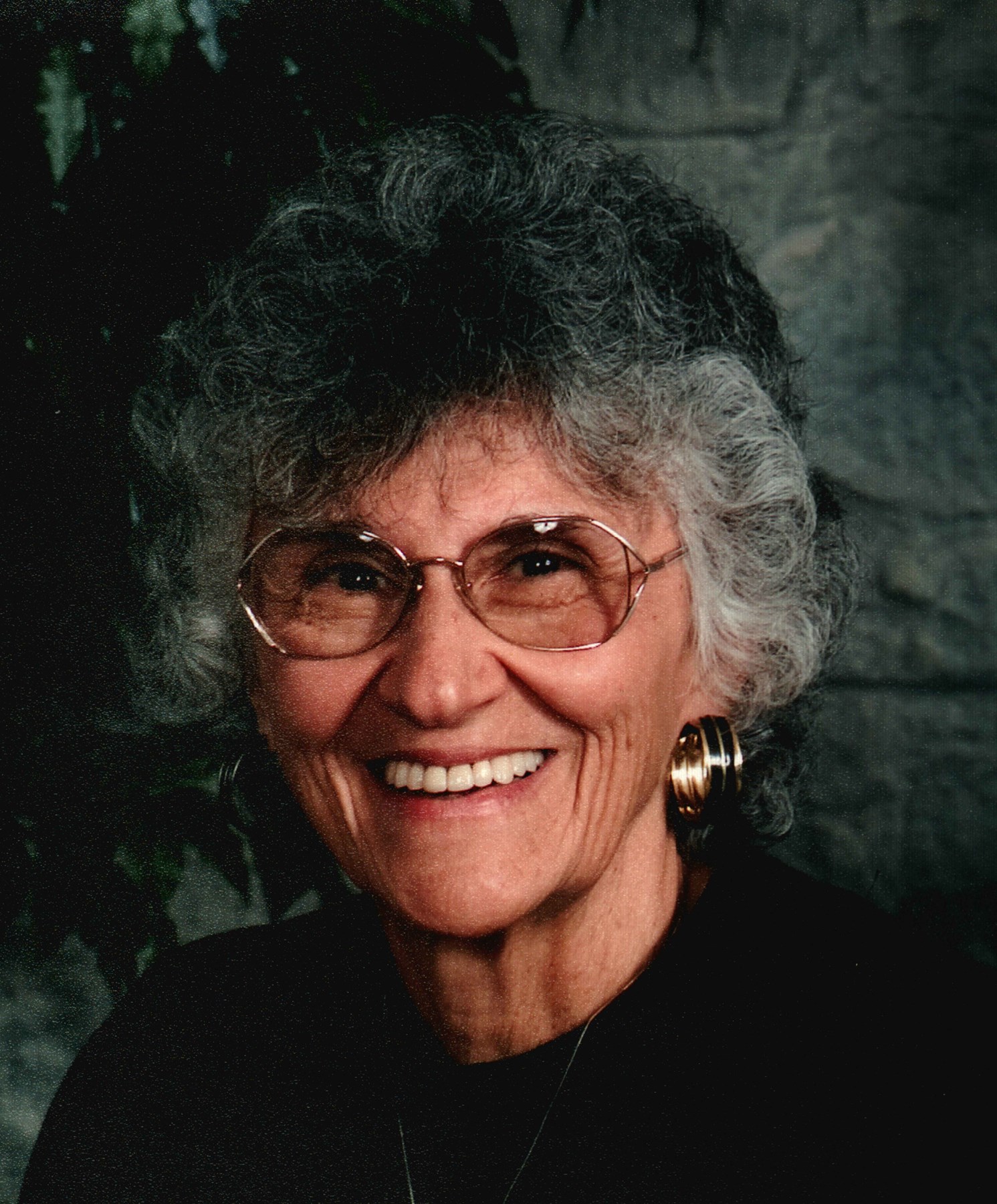 Obituary of Claire Louise Mathews