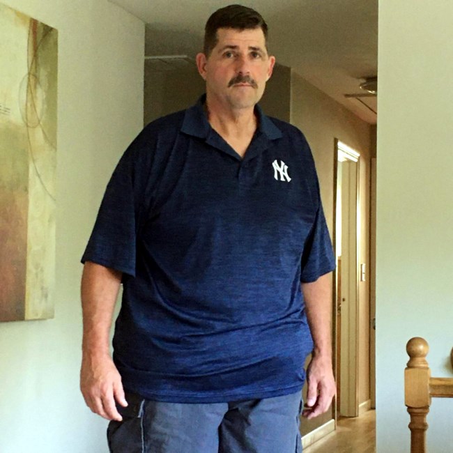 Avis de décès de Raymond S. McIvor