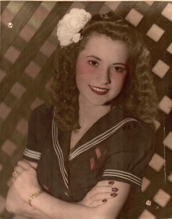 Obituary of Esperanza Torres