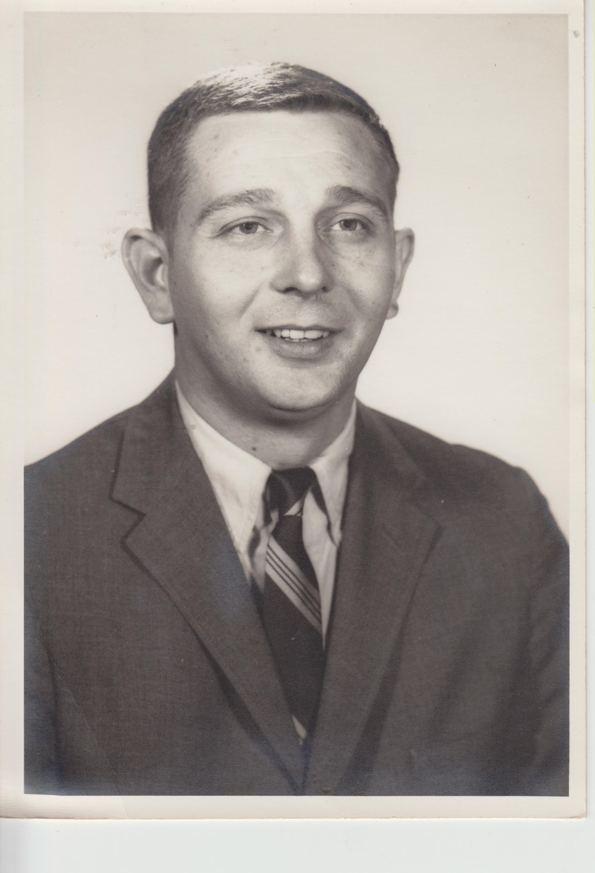 Obituary of Nelson Eddy Hinton