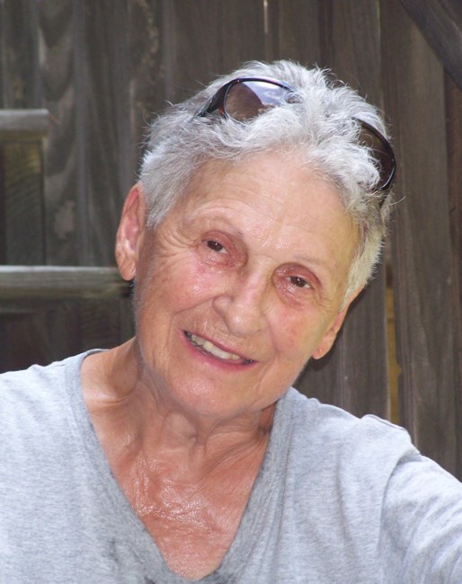 Obituary of Betty Epting Moore