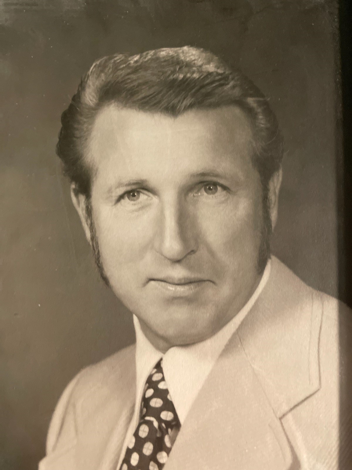 Obituary of Kenneth Gene Leuenhagen