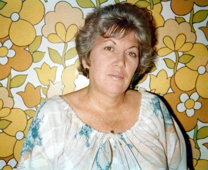 Obituary of Esther Mendez