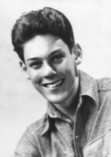 Obituary of Manuel Lifchez