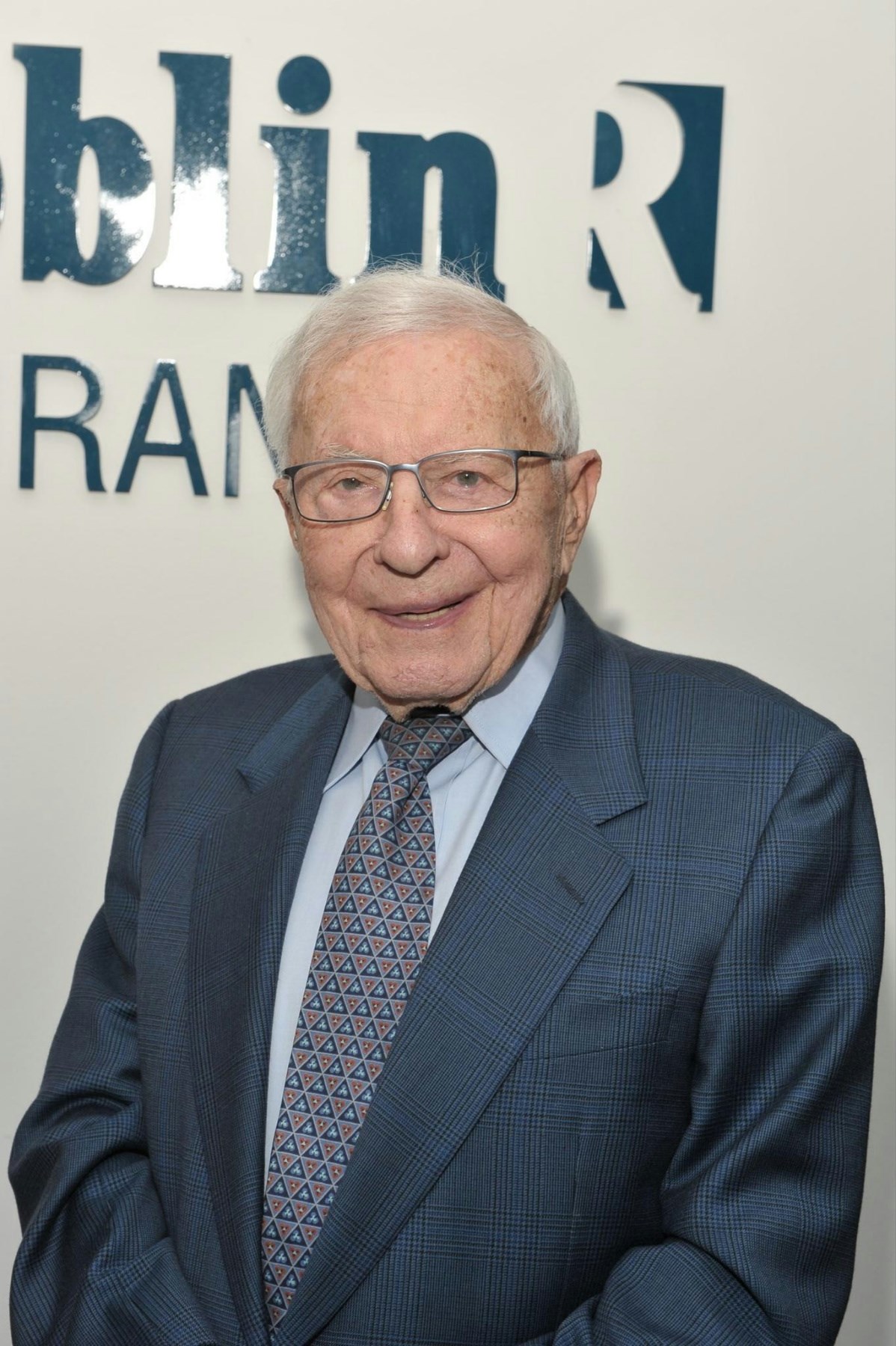 Obituary of Irwin Roblin