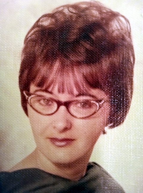 Obituary of Wanda Lou Hall