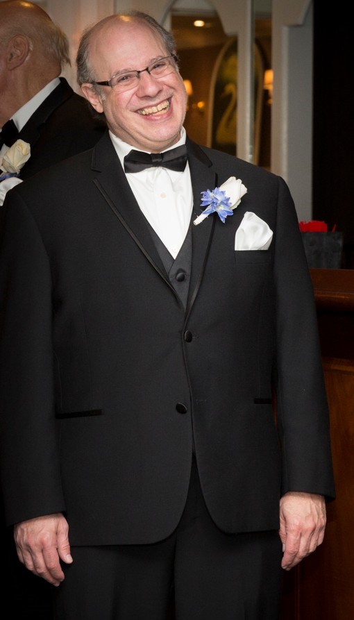 Obituary of Kenneth Pops