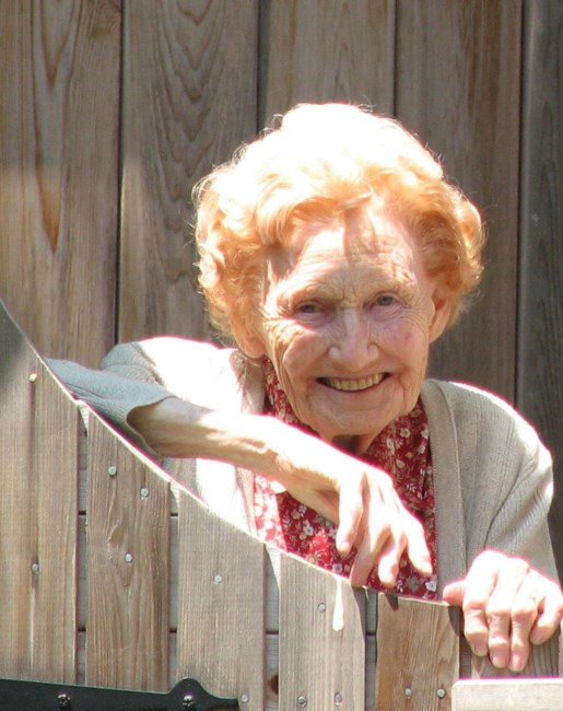 Obituary of Joan Hanna Margaret Hunt