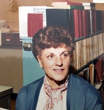 Obituario de Mary E. Jenerose