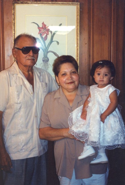 Obituary of Maria Elena Vargas