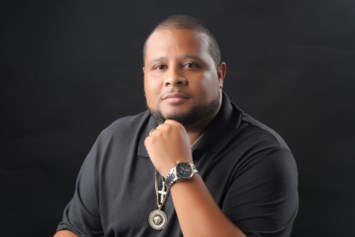 Obituary of Samuel M Howland