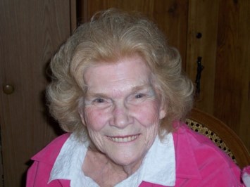 Obituary of Mrs. Dorothy May Grace Sgantas