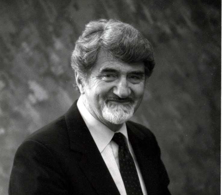 Obituary of Dr. Robert E. Bays