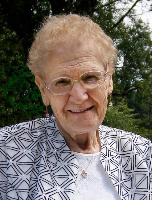 Obituary of Pauline Goertzen