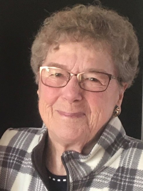 Obituary of Lorraine Gladys Manz
