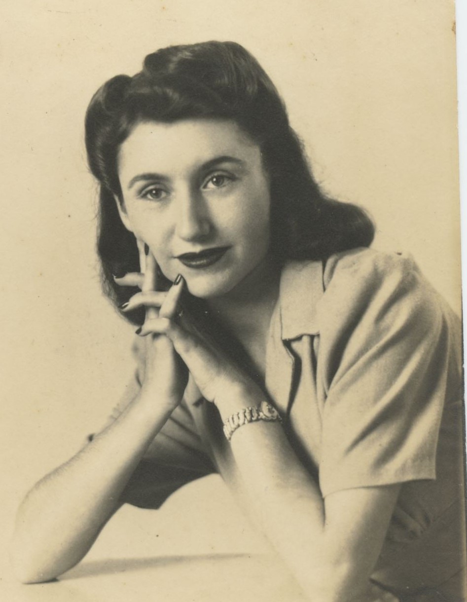 Obituary of Doris Lewis Rivers