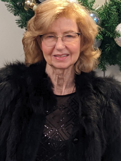 Obituary of Nadine Moore