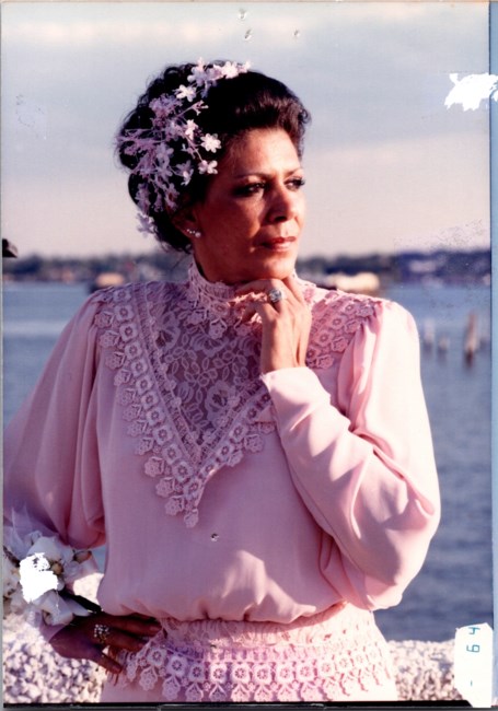 Obituario de Sylvia Pol