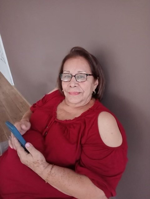 Obituary of Reina Isabel Escobar