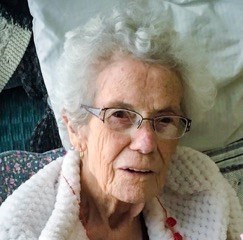 Obituario de Mary Maude McKinnon