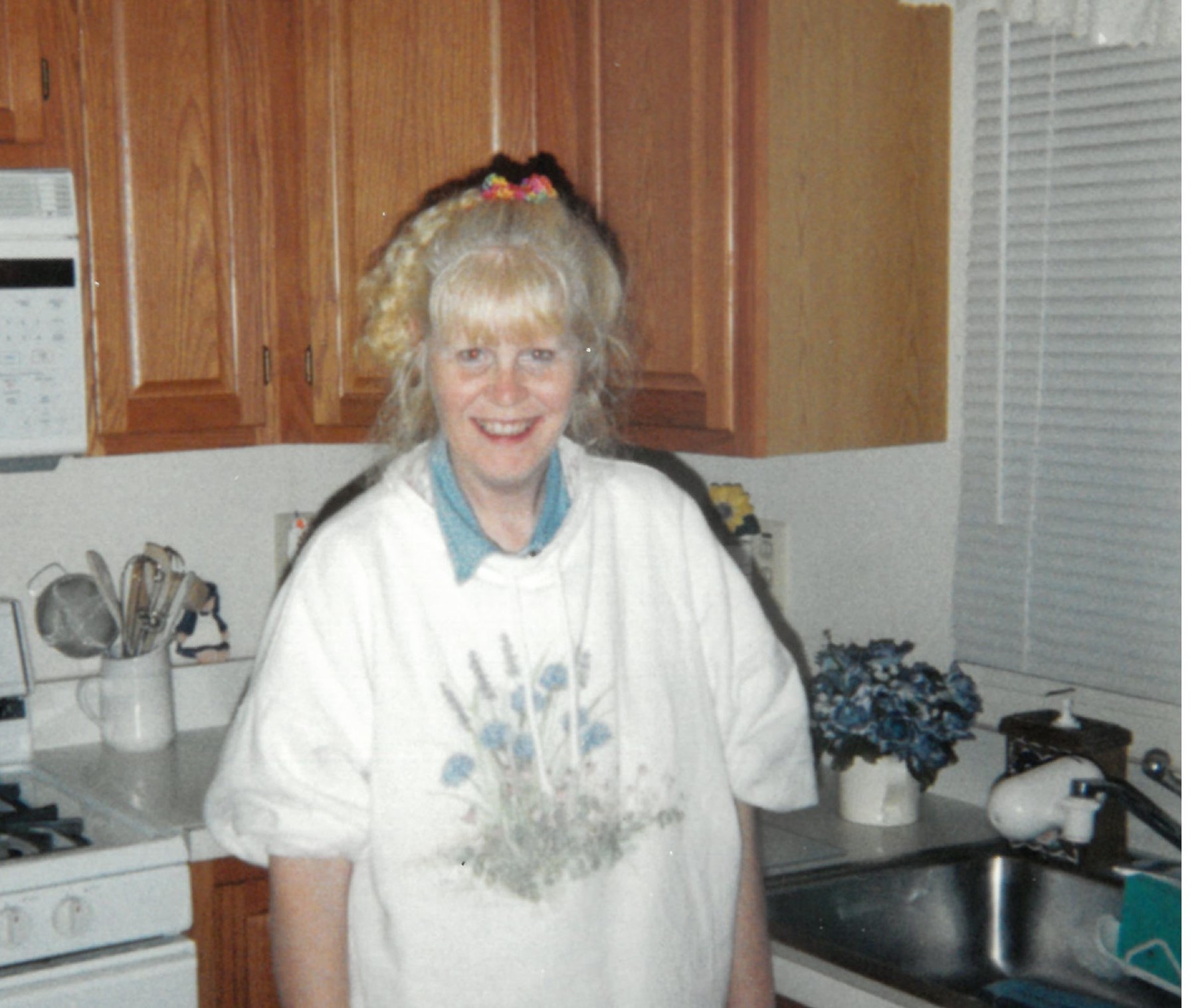 Obituary of Cheryl "Sandy" Lorraine Kuhn