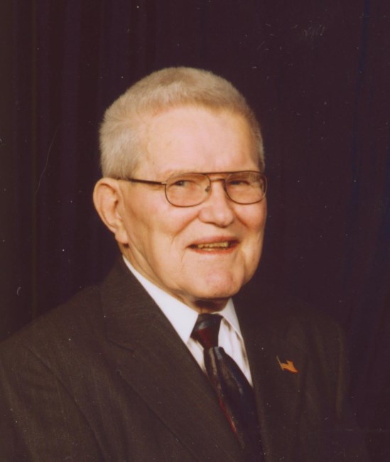 Obituary of Lloyd E Hambrock