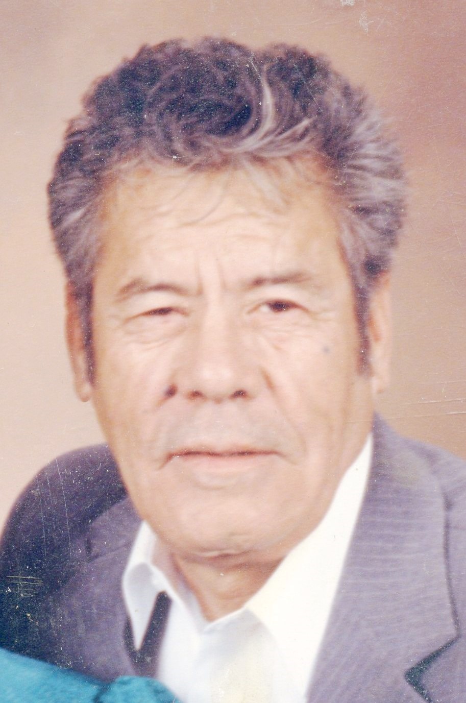 Obituary of Carlos Castillo