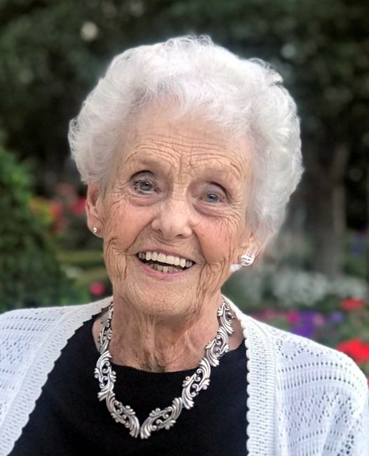 Obituary of Gwendolyn Leone (Layton) Winder