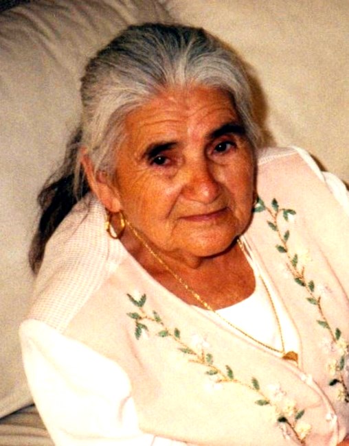 Obituary of Margarita Cruz