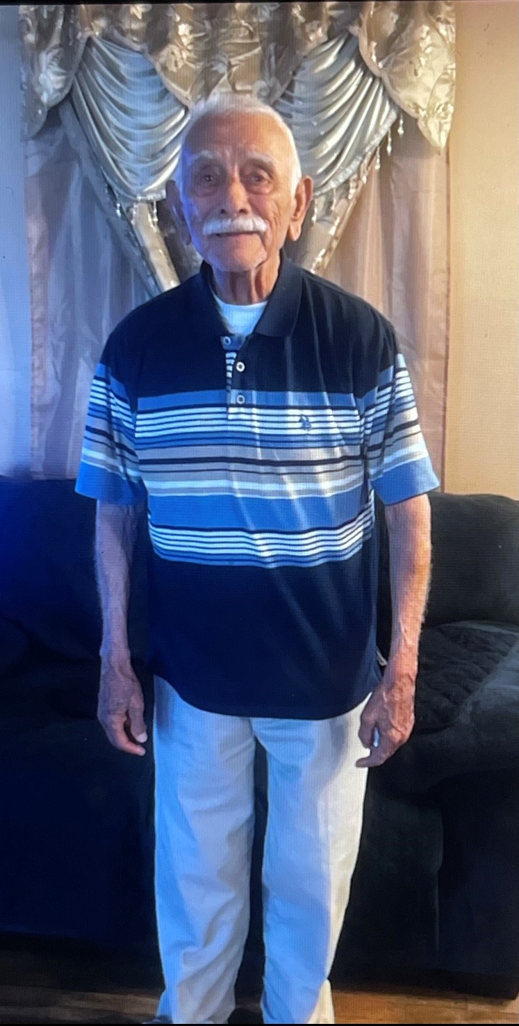 Obituary of Ramiro L Davila