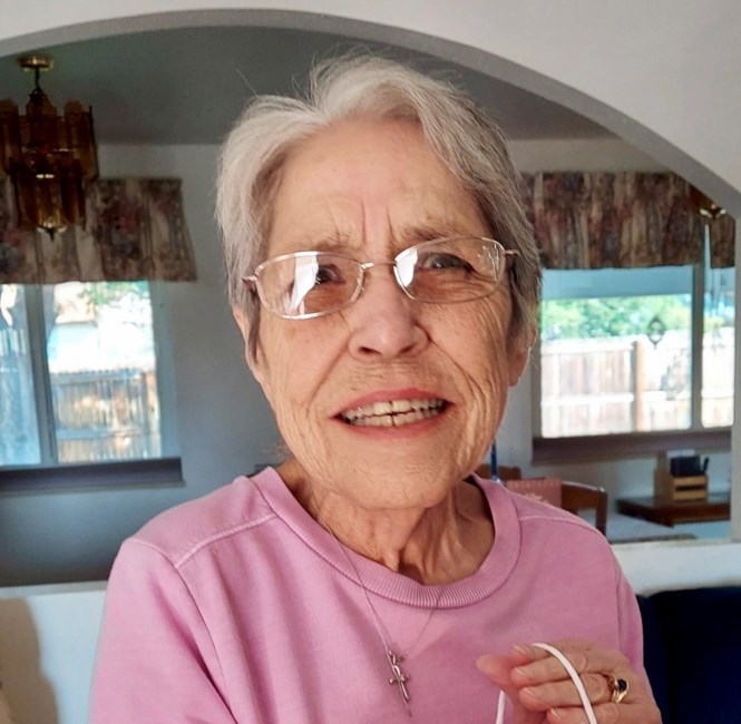 Obituary of Gloria M. Martinez