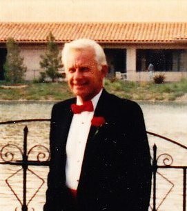 Obituary of Lee R. Titus