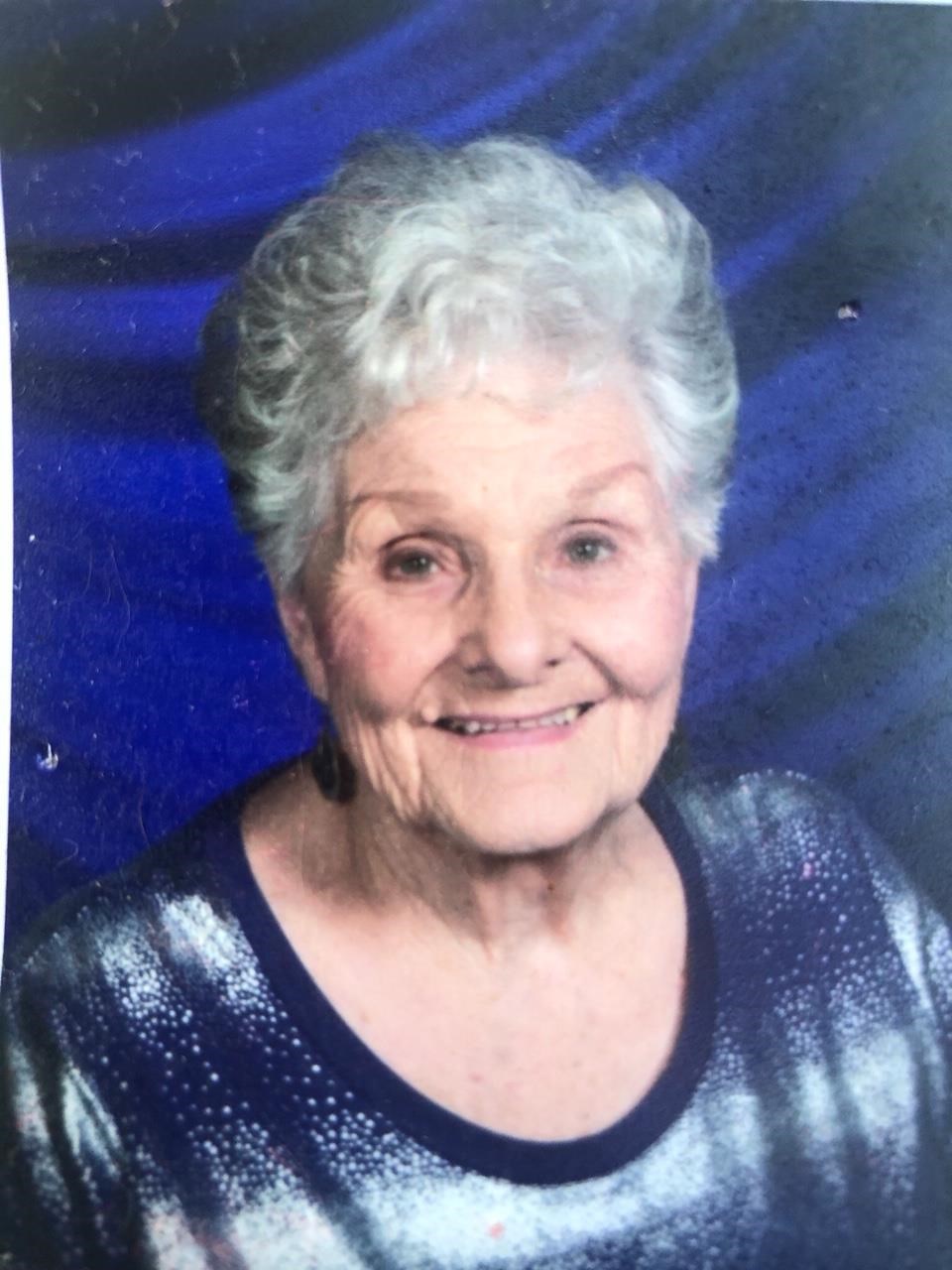 Obituario de Maxine Sawyer